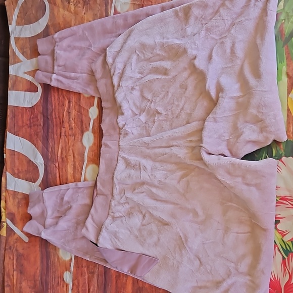 S Victoria's Secret velour pants - Picture 3 of 7